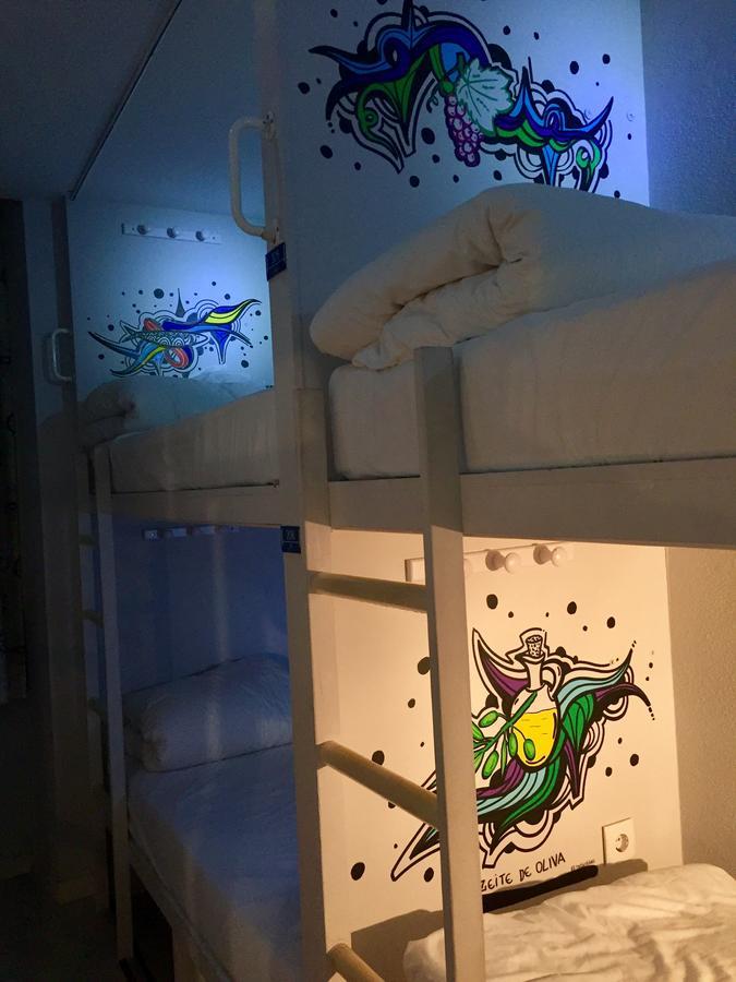 Hostel Golden Tram 242 & Lisbon