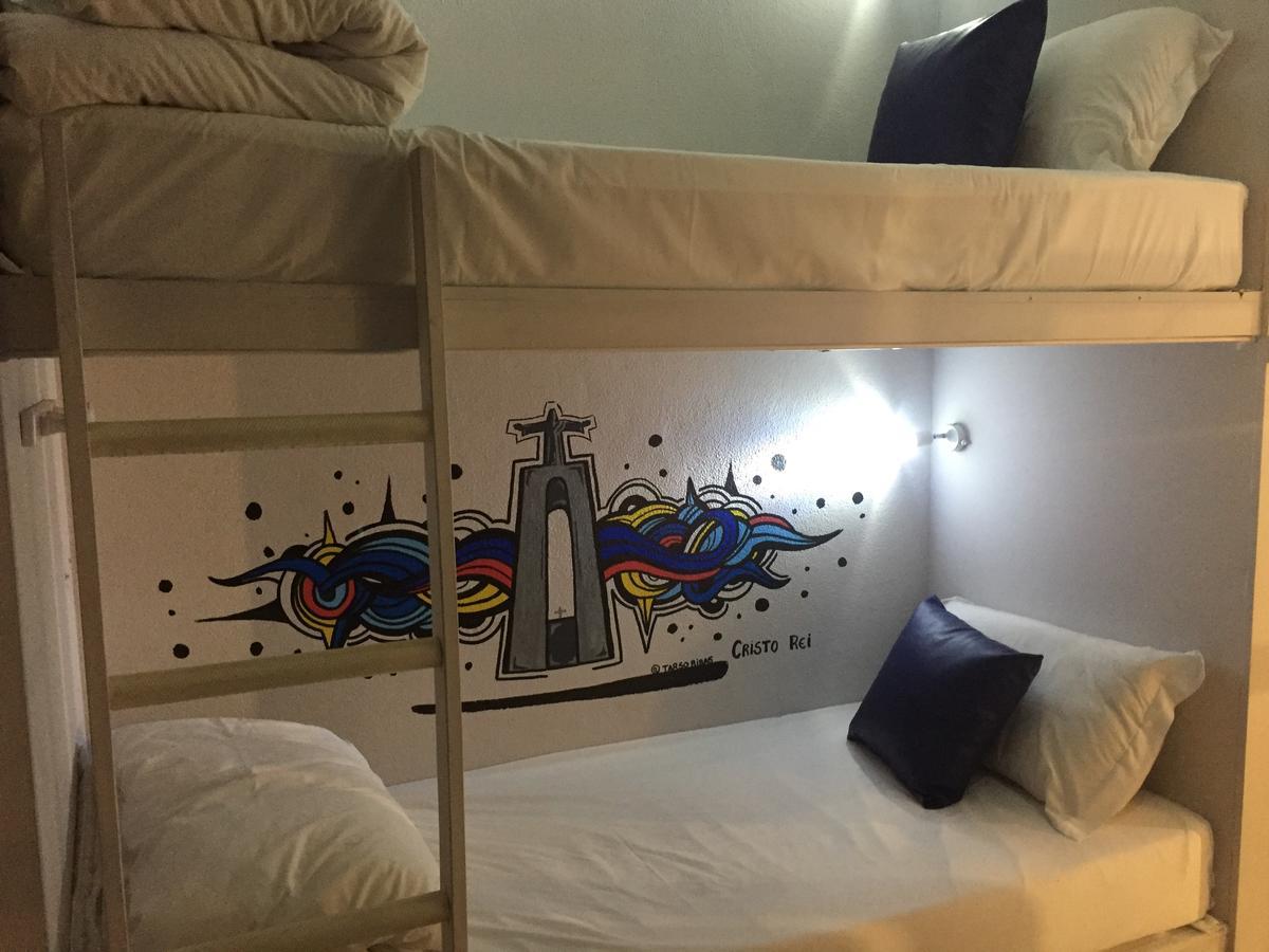Albergue Golden Tram 242 &
