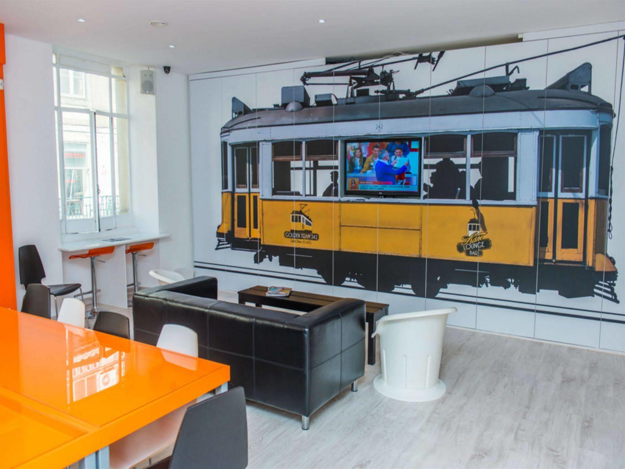 Albergue Golden Tram 242 & Lisboa